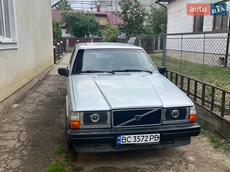 Volvo 740 1987