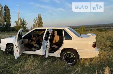 Седан Volvo 850 1993 в 