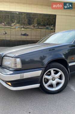 Седан Volvo 850 1992 в 