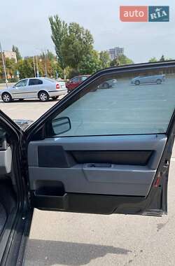 Седан Volvo 850 1992 в 