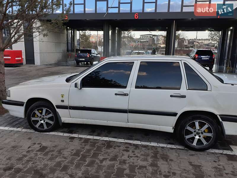 Седан Volvo 850 1993 в Ровно