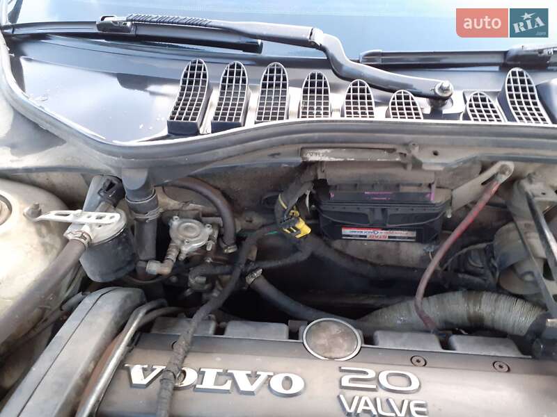 Седан Volvo 850 1993 в Ровно