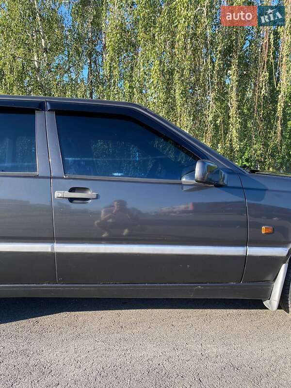 Седан Volvo 850 1992 в Запорожье