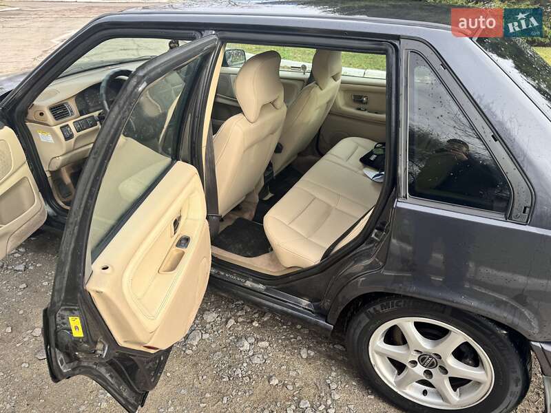Седан Volvo 850 1993 в Бердичеві