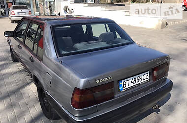 Седан Volvo 940 1992 в Херсоне