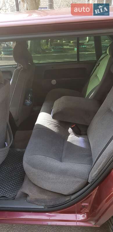 Седан Volvo 940 1993 в Дніпрі