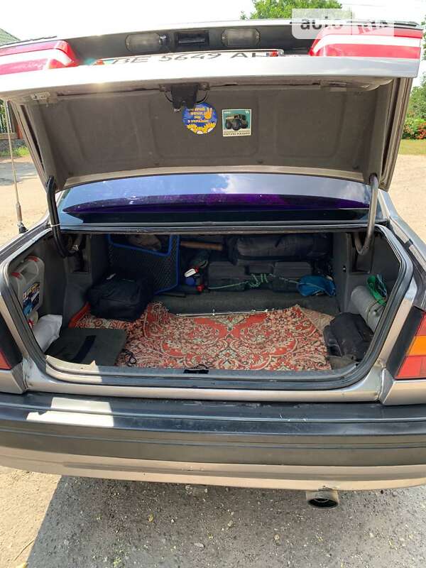 Седан Volvo 940 1991 в Новому Бузі