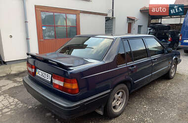 Седан Volvo 940 1994 в 