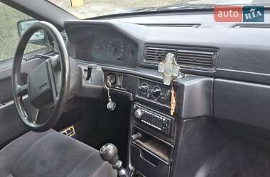 Седан Volvo 940 1991 в 
