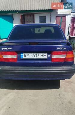 Седан Volvo 940 1992 в 