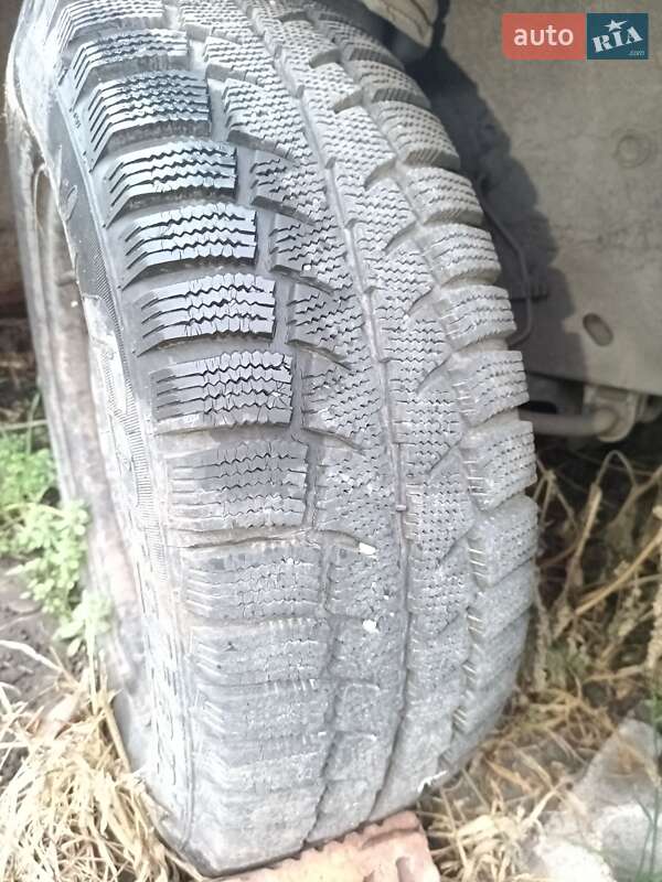 Седан Volvo 940 1992 в Дніпрі