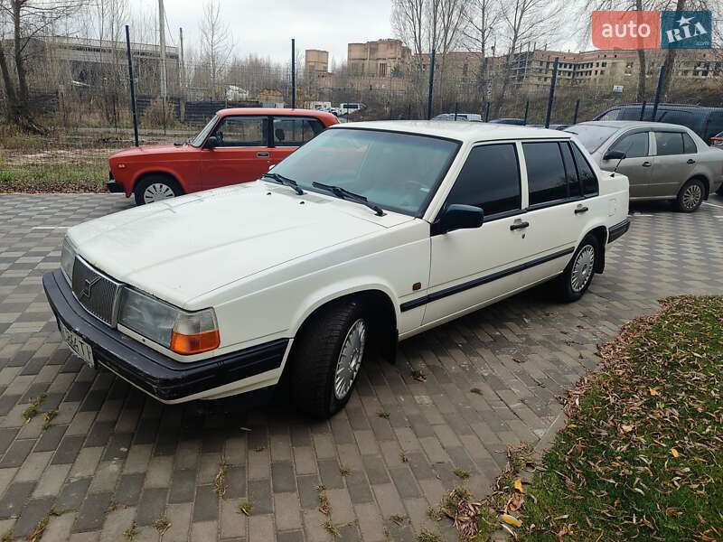 Седан Volvo 940 1996 в Киеве