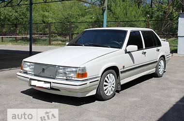 Седан Volvo 960 1991 в 
