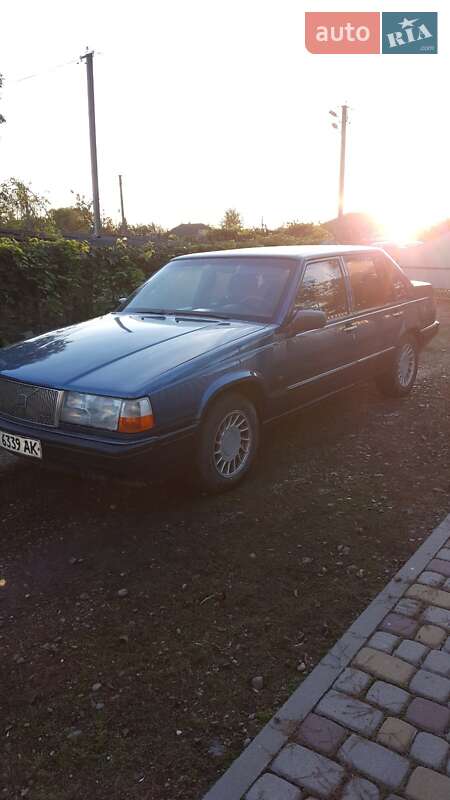 Седан Volvo 960 1991 в Бурштыне