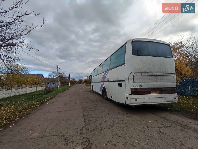Туристический / Междугородний автобус Volvo B10B 1992 в Полтаве