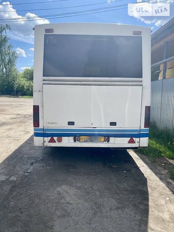 Пригородный автобус Volvo B10R 1998 в Бориславе