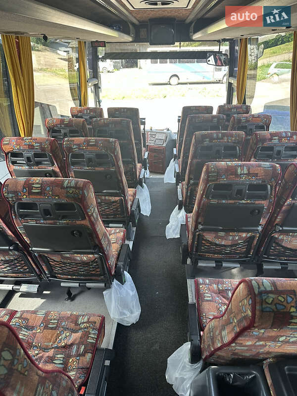 Туристичний / Міжміський автобус Volvo B12 1999 в Одесі