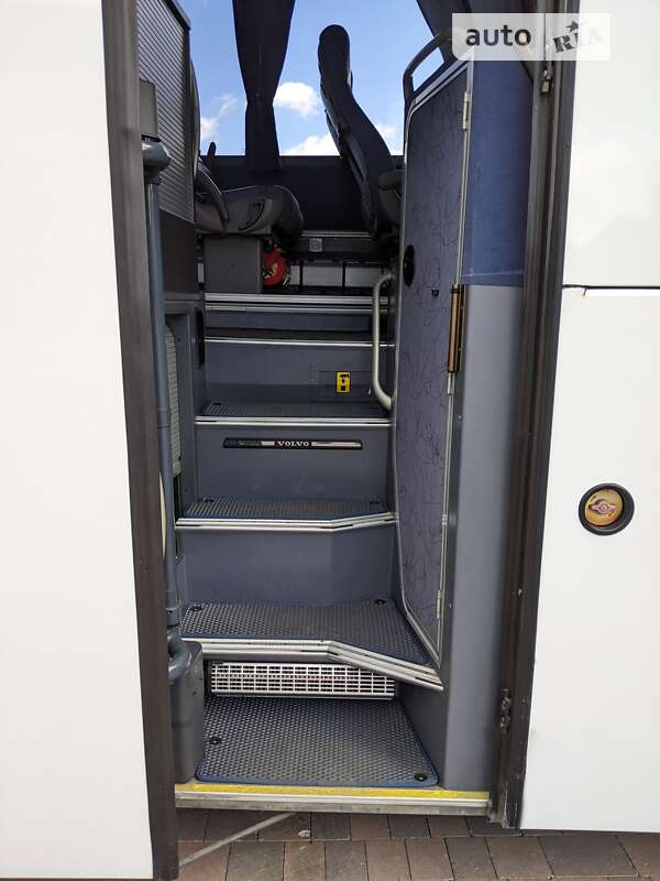 Туристичний / Міжміський автобус Volvo B12 2008 в Коломиї фото 7 Туристичний / Міжміський автобус Volvo B12 2008 в Коломиї