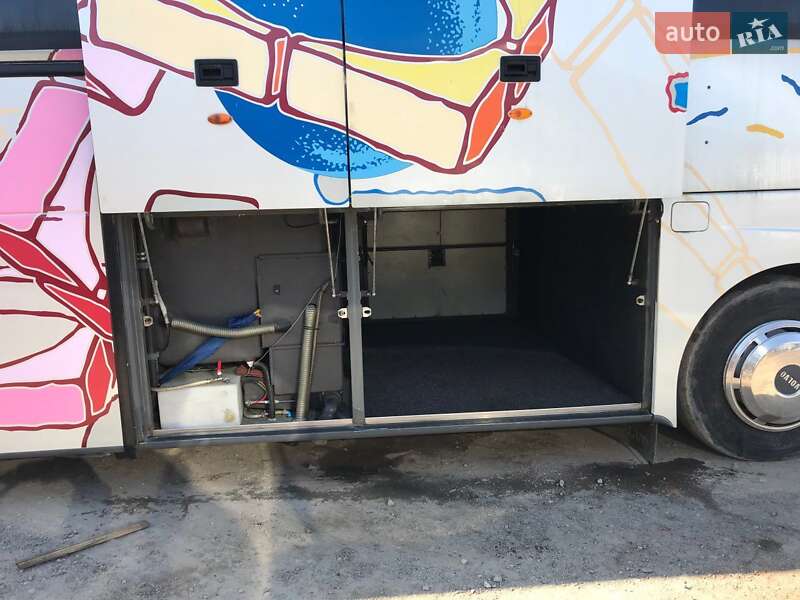 Туристический / Междугородний автобус Volvo B12 2003 в Черновцах фото 6 Туристический / Междугородний автобус Volvo B12 2003 в Черновцах