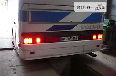 Туристичний / Міжміський автобус Volvo B6 1995 в Стрию