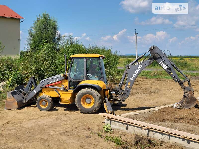 Экскаватор погрузчик Volvo BL 61B 2014 в Харькове