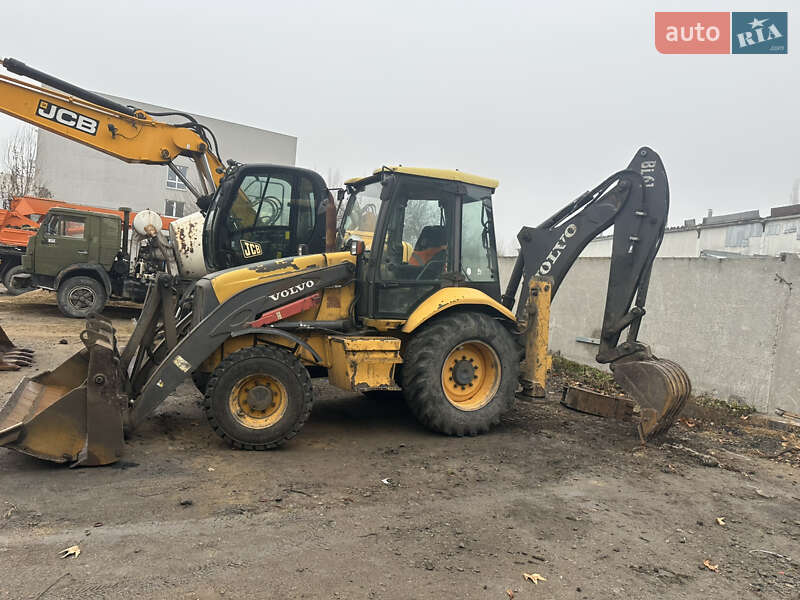 Екскаватор навантажувач Volvo BL 61B 2008 в Одесі