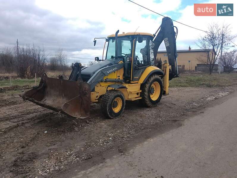 Экскаватор погрузчик Volvo BL 61B 2012 в Киеве