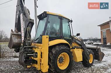 Екскаватор навантажувач Volvo BL 71 2007 в Вінниці