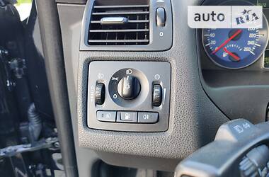Хэтчбек Volvo C30 2010 в 