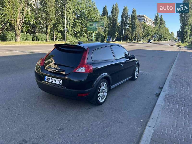 Хэтчбек Volvo C30 2008 в Киеве фото 7 Хэтчбек Volvo C30 2008 в Киеве