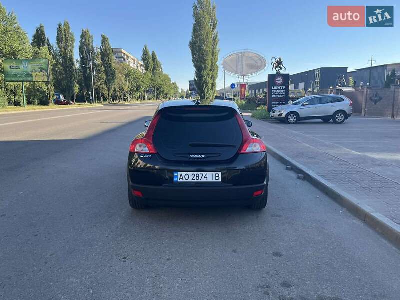 Хэтчбек Volvo C30 2008 в Киеве фото 8 Хэтчбек Volvo C30 2008 в Киеве