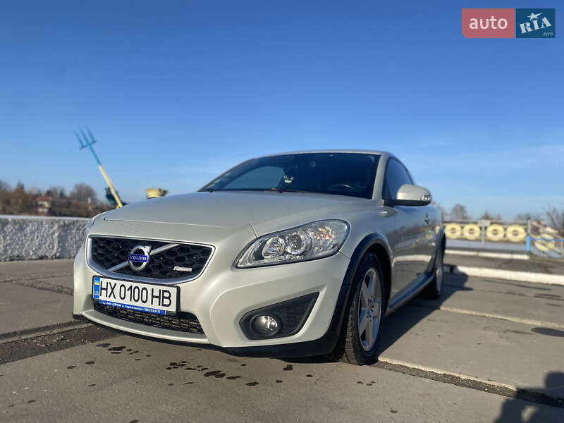 Хэтчбек Volvo C30 2009 в Хмельницком фото 18 Хэтчбек Volvo C30 2009 в Хмельницком