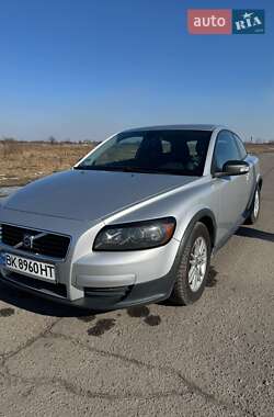 Хетчбек Volvo C30 2006 в Березному