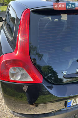 Хэтчбек Volvo C30 2009 в 