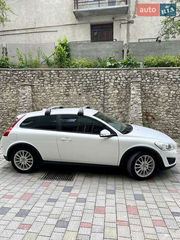Хэтчбек Volvo C30 2011 в Тернополе фото 14 Хэтчбек Volvo C30 2011 в Тернополе