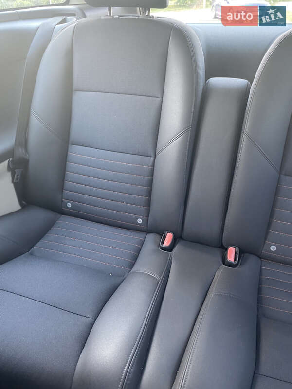 Хэтчбек Volvo C30 2011 в Запорожье
