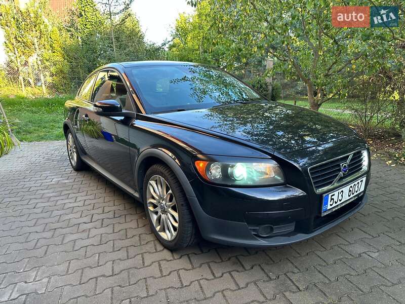 Хэтчбек Volvo C30 2007 в Киеве