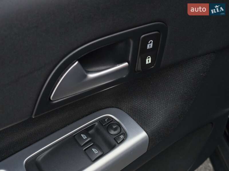 Хетчбек Volvo C30 2010 в Хмельницькому