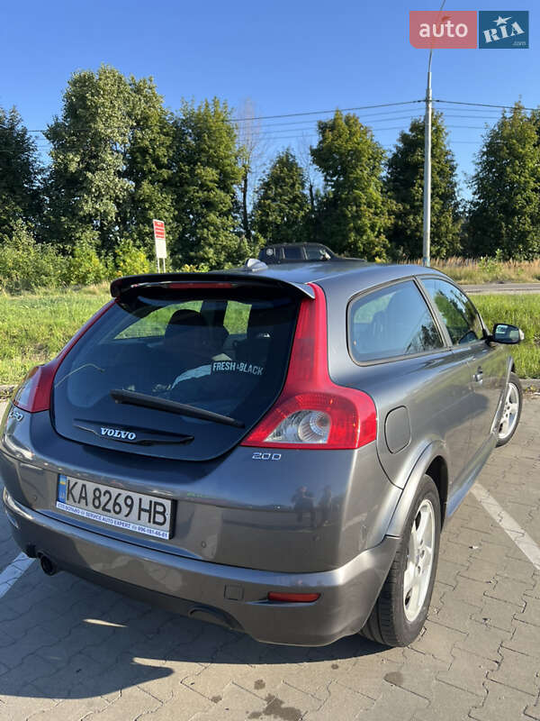 Хэтчбек Volvo C30 2008 в Киеве фото 7 Хэтчбек Volvo C30 2008 в Киеве