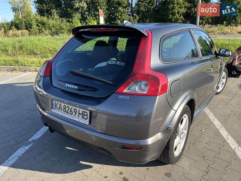 Хэтчбек Volvo C30 2008 в Киеве фото 13 Хэтчбек Volvo C30 2008 в Киеве