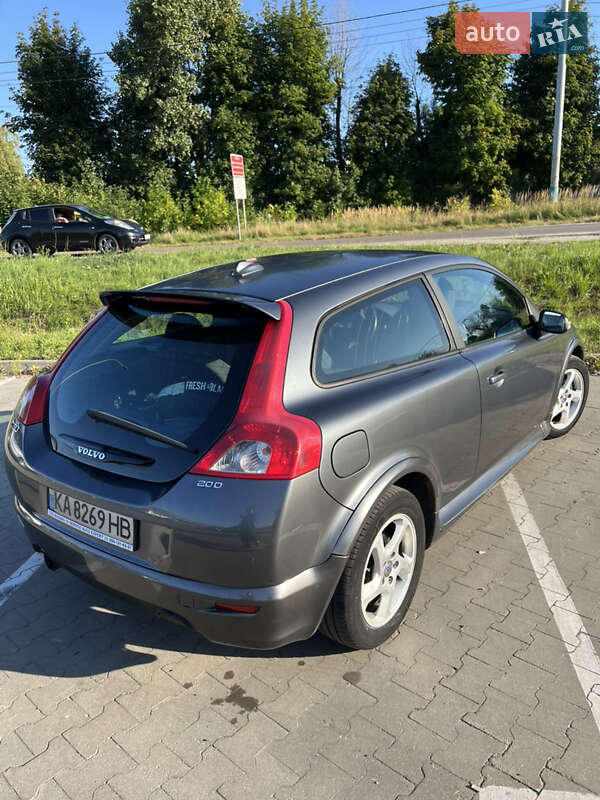 Хэтчбек Volvo C30 2008 в Киеве фото 14 Хэтчбек Volvo C30 2008 в Киеве