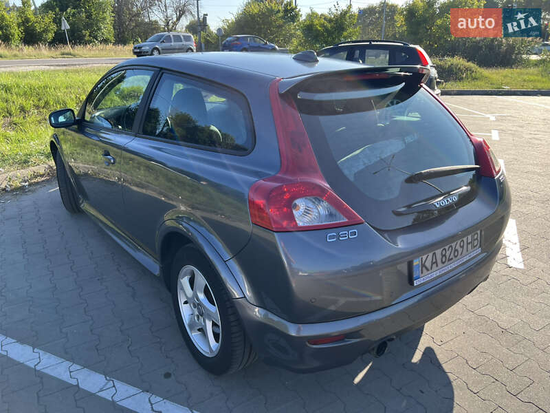 Хэтчбек Volvo C30 2008 в Киеве фото 5 Хэтчбек Volvo C30 2008 в Киеве