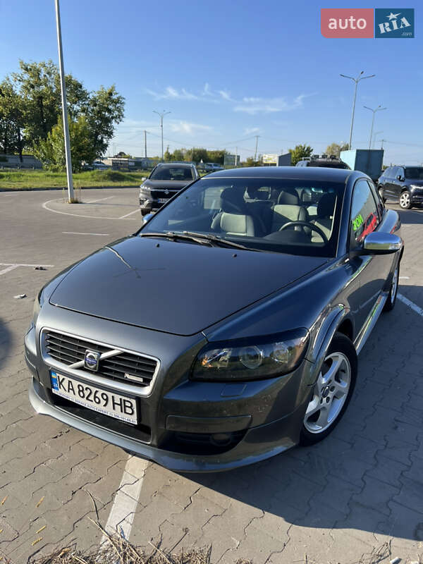 Хэтчбек Volvo C30 2008 в Киеве фото 19 Хэтчбек Volvo C30 2008 в Киеве