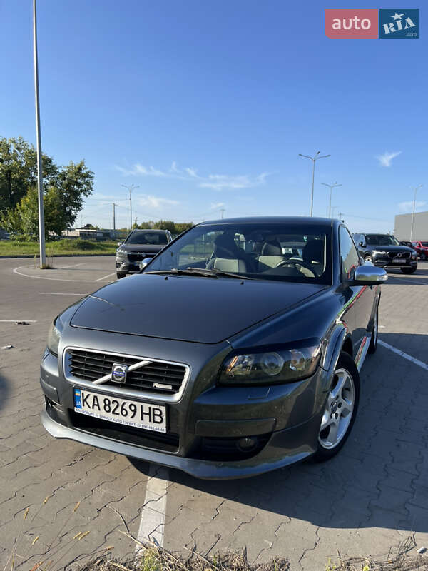 Хэтчбек Volvo C30 2008 в Киеве фото 27 Хэтчбек Volvo C30 2008 в Киеве