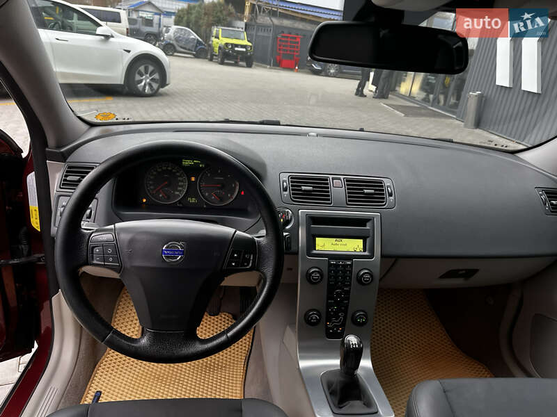 Хэтчбек Volvo C30 2007 в Киеве