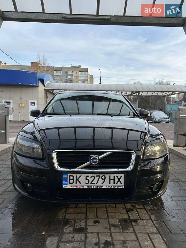 Хэтчбек Volvo C30 2009 в Луцке