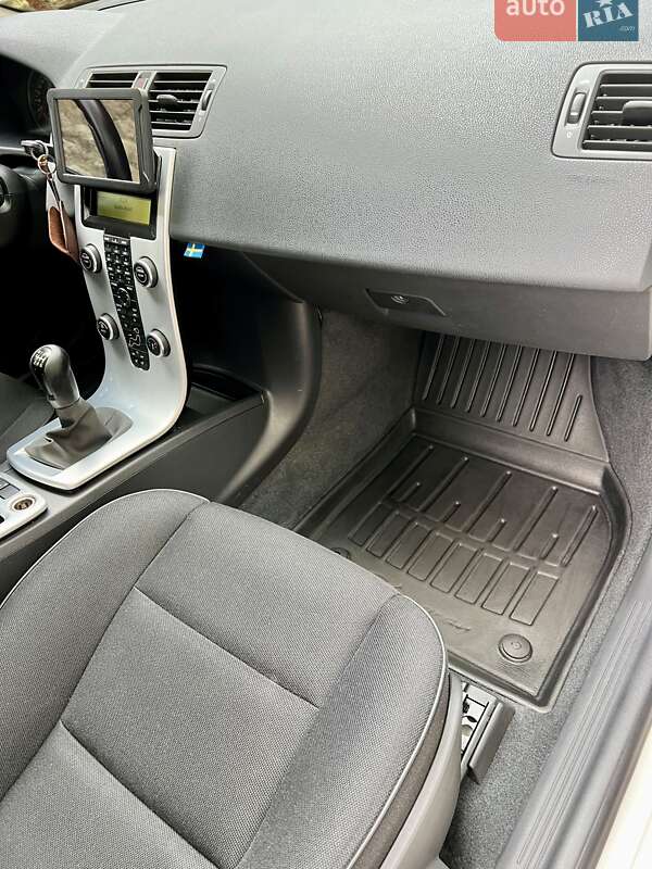 Хэтчбек Volvo C30 2011 в Тернополе