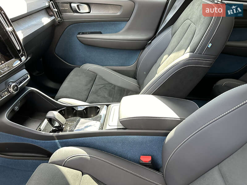 Внедорожник / Кроссовер Volvo C40 Recharge 2022 в Одессе