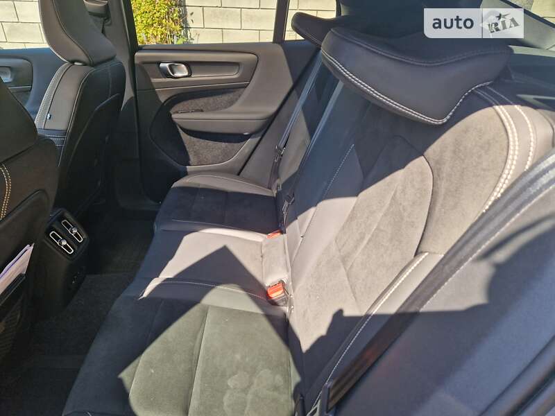 Внедорожник / Кроссовер Volvo C40 Recharge 2023 в Ровно
