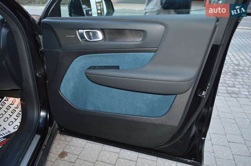 Внедорожник / Кроссовер Volvo C40 Recharge 2023 в Львове
